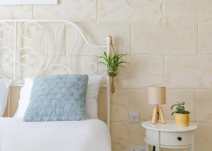 Дом отдыха Eco-friendly Townhouse With Private Pool