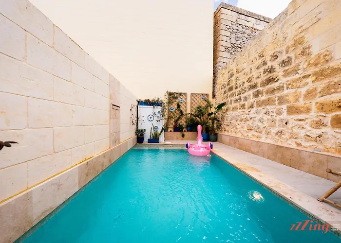 Дом отдыха Eco-friendly Townhouse With Private Pool Надур