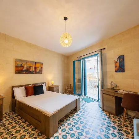 Chic Townhouse With Private Pool & Bbq In Gozo 펜션 나두르