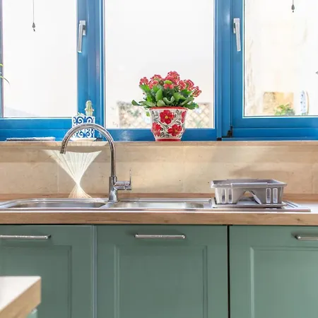 Eco-friendly Townhouse With Private Pool Semesterbostad *