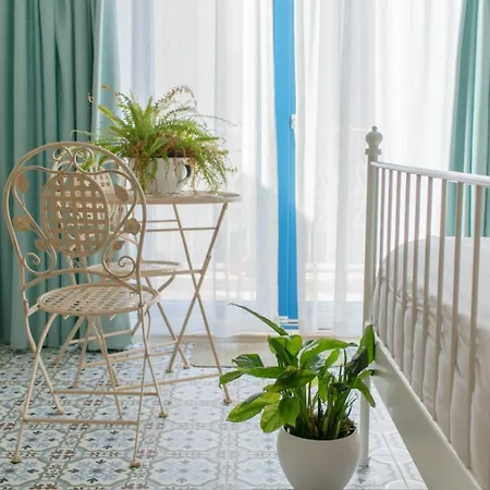Chic Townhouse With Private Pool & Bbq In Gozo * 나두르