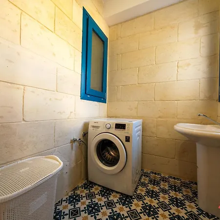 Semesterbostad Eco-friendly Townhouse With Private Pool Nadur