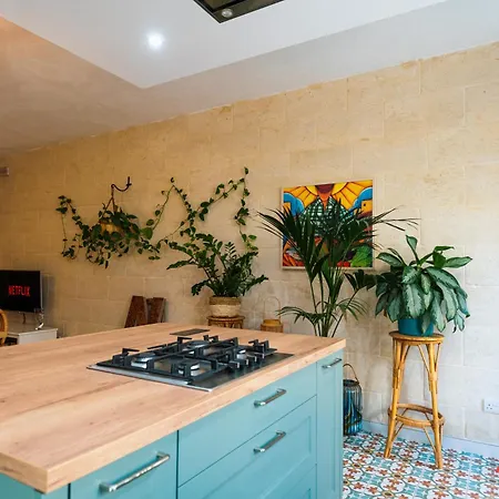 Chic Townhouse With Private Pool & Bbq In Gozo 펜션 나두르