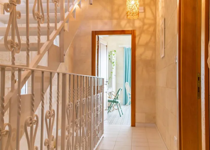 Eco-friendly Townhouse With Private Pool 別荘